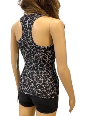 Karma Black & White Geometric Print Racerback Tank Top self bra with pads
